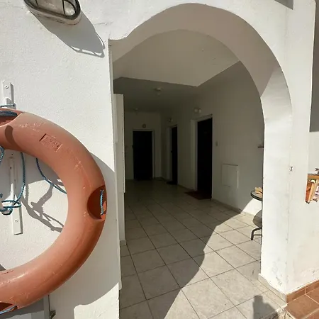 Appartement Cozy 2-bd Ap Near The Sea! Paphos