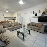 Apartment Cozy 2-bd Ap Near The Sea! *