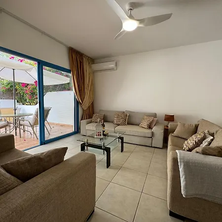 Apartment Cozy 2-bd Ap Near The Sea! *