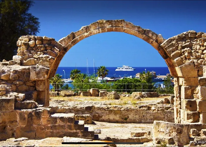 Cozy 2-bd Ap Near The Sea! Lägenhet Paphos