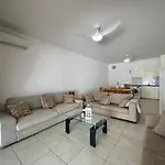 Cozy 2-bd Ap Near The Sea! Daire *